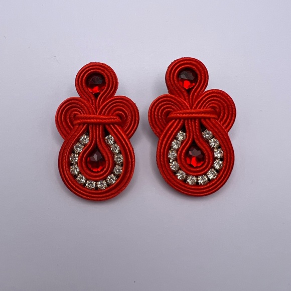 Romantic Elegant Earrings - Stylish Red Evening Earrings for Woman - Picture 3 of 11